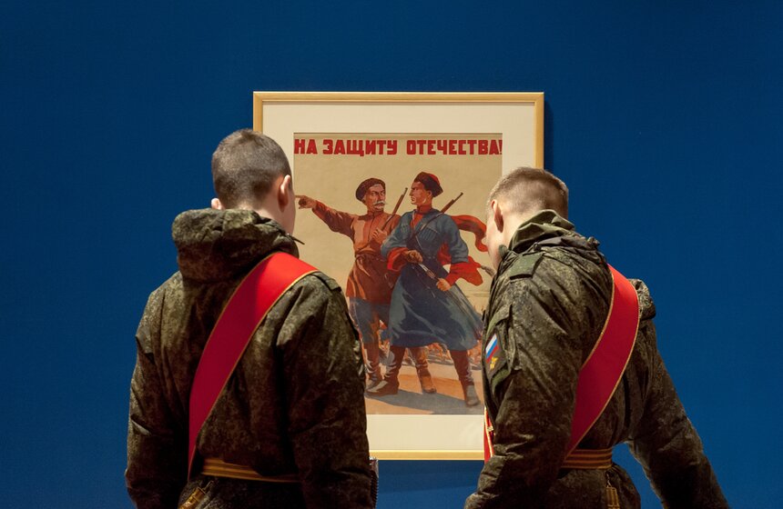 Выставка "Война глазами очевидцев. Фронтовой рисунок и плакат" 20 фото