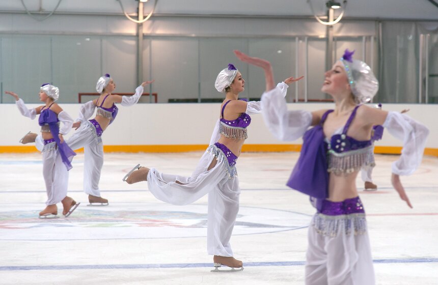 Открытие катка в парке Skazka в Крылатском 21 фото