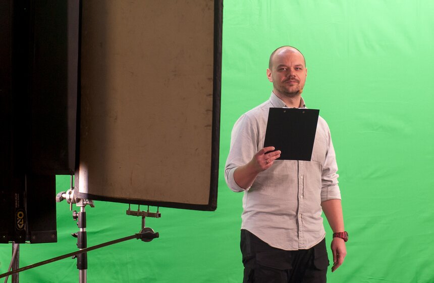 В столице прошли онлайн-чтения романа Михаила Булгакова 22 фото