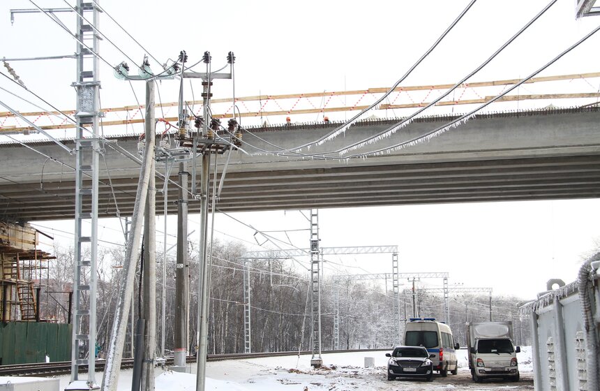 Мэр осмотрел ход строительства автодорожного путепровода 8 фото