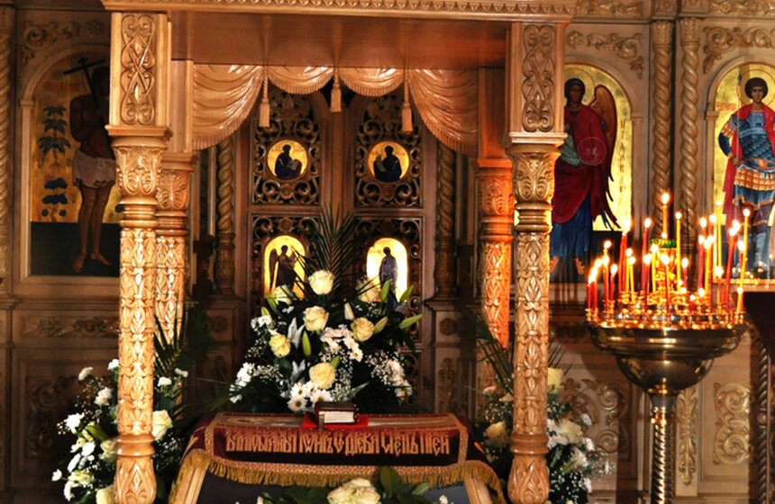 Москвичи готовятся в Пасхе и освящают куличи 4 фото