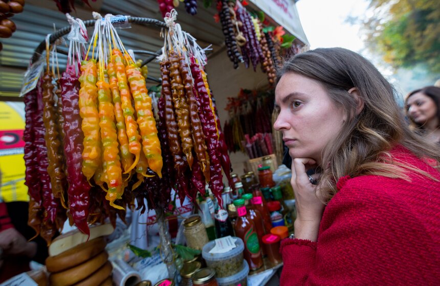 В Москве состоялся фестиваль "Тбилисоба" 10 фото
