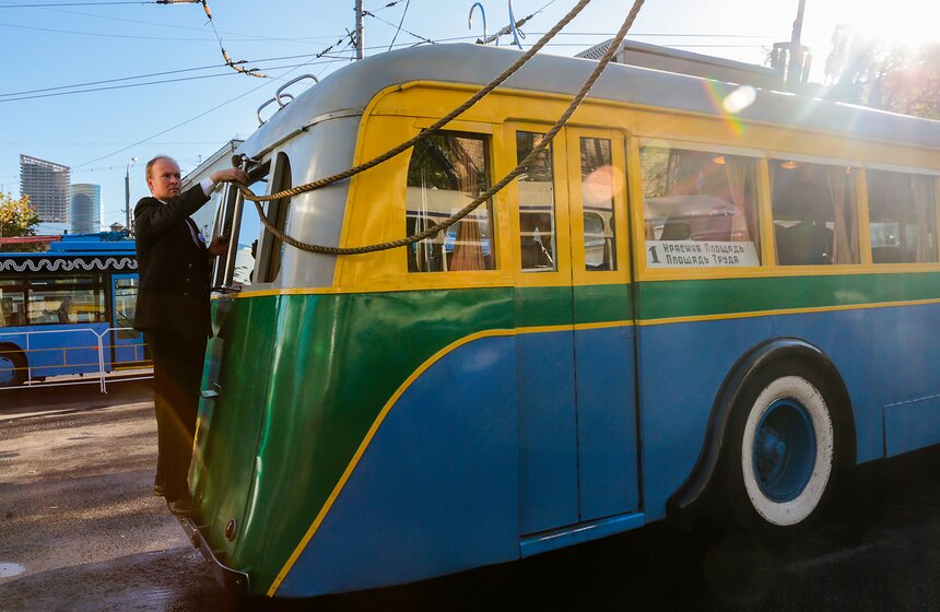 Как прошел Праздник московского троллейбуса 6 фото