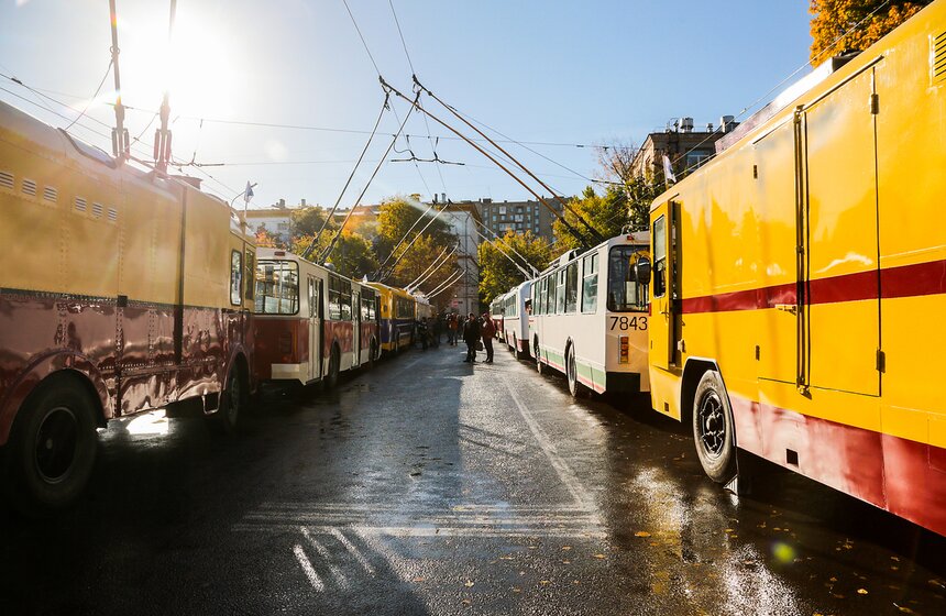 Как прошел Праздник московского троллейбуса 8 фото