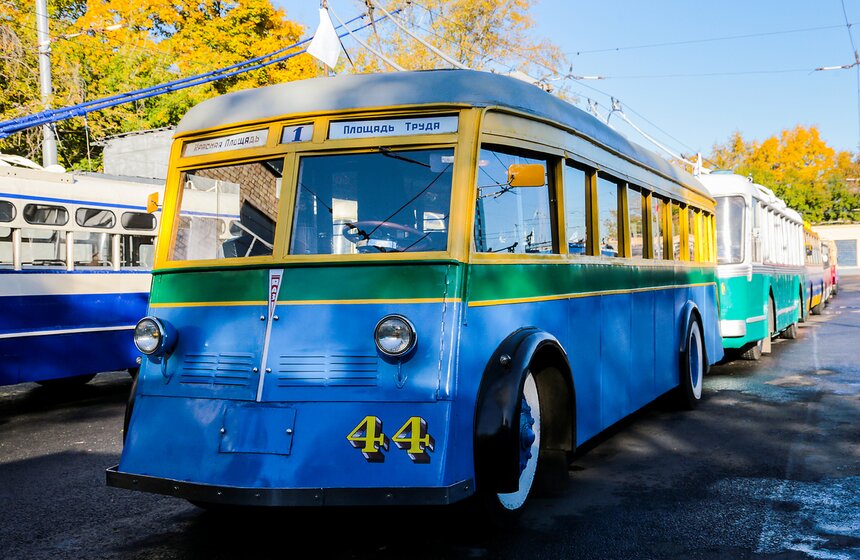 Как прошел Праздник московского троллейбуса 9 фото