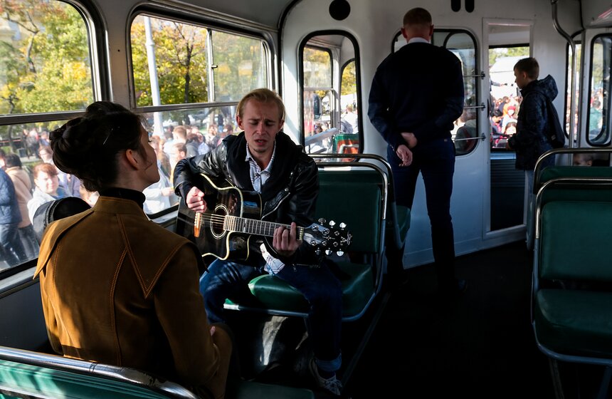 Как прошел Праздник московского троллейбуса 41 фото