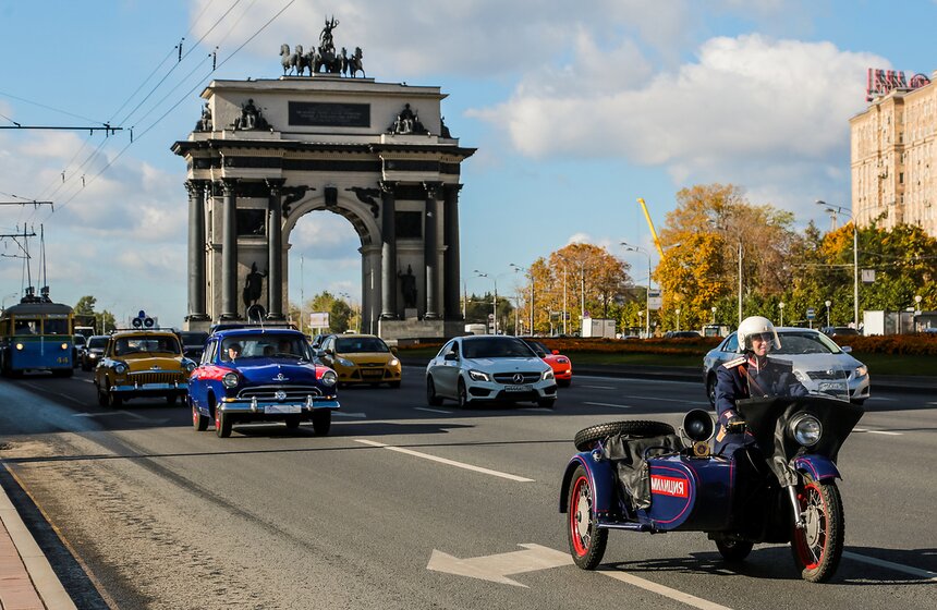 Как прошел Праздник московского троллейбуса 21 фото