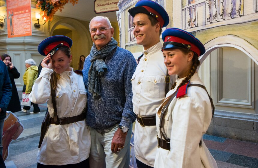 Выставка "Дяде Степе – 80" в ГУМе 14 фото