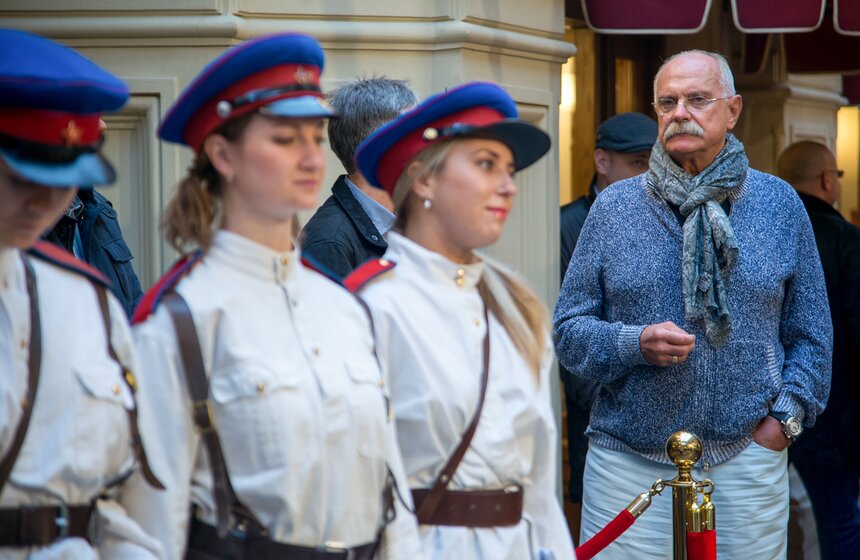 Выставка "Дяде Степе – 80" в ГУМе 3 фото