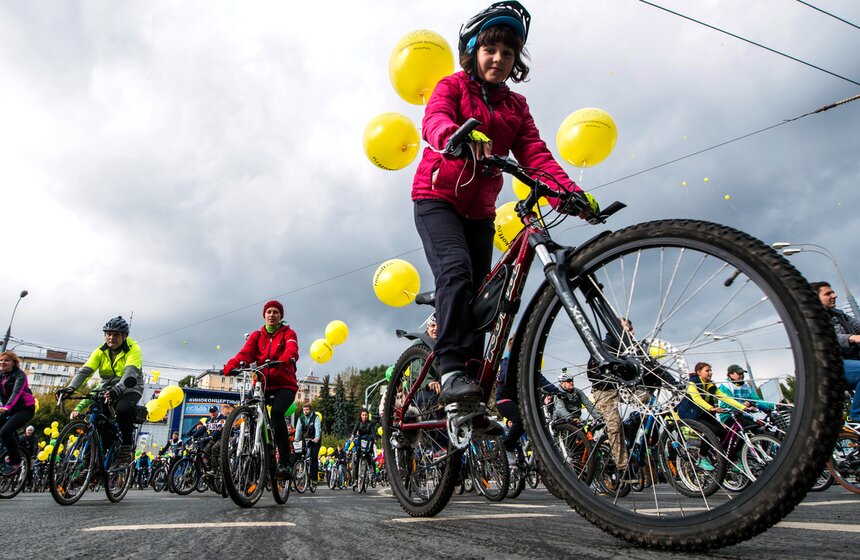Московский велопарад собрал 15 тысяч участников 14 фото