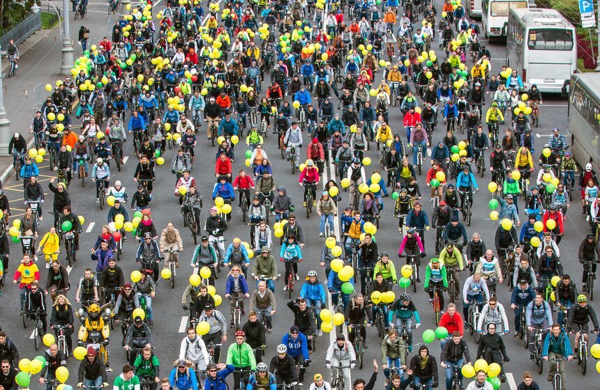 Московский велопарад собрал 15 тысяч участников 19 фото