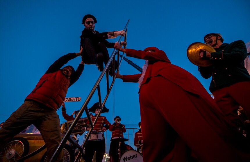 Фестиваль-марафон необычных театров "Лестница" прошел в Москве 22 фото