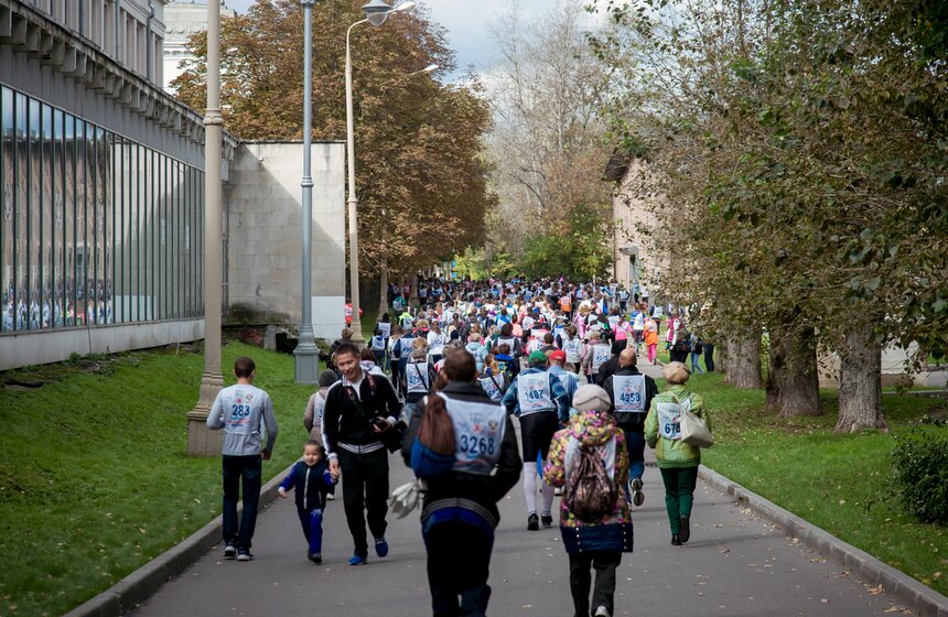Центральный старт Всероссийского дня бега на ВДНХ 14 фото