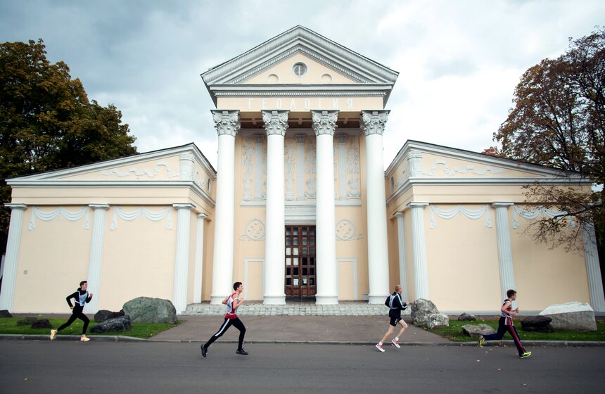 Центральный старт Всероссийского дня бега на ВДНХ 20 фото