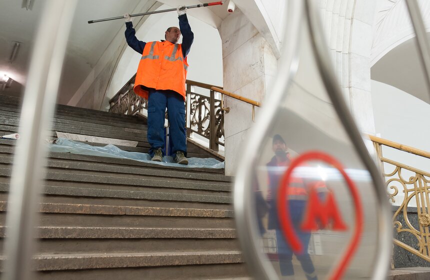Центральный участок фиолетовой ветки метро закрыли на ремонт 4 фото