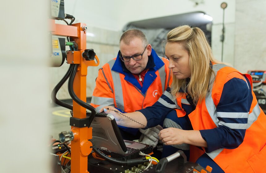 Центральный участок фиолетовой ветки метро закрыли на ремонт 15 фото