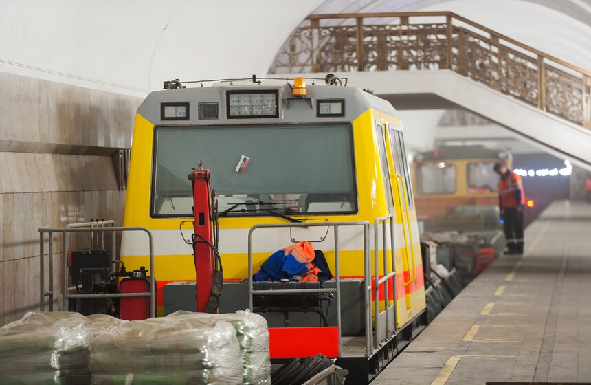 Центральный участок фиолетовой ветки метро закрыли на ремонт 23 фото