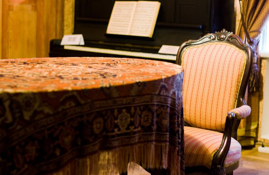 Булгаковский дом отмечает 122-й день рождения писателя 9 фото