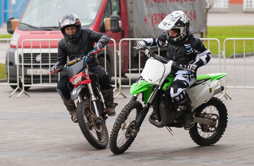 В столице прошел автомобильный фестиваль 21 фото