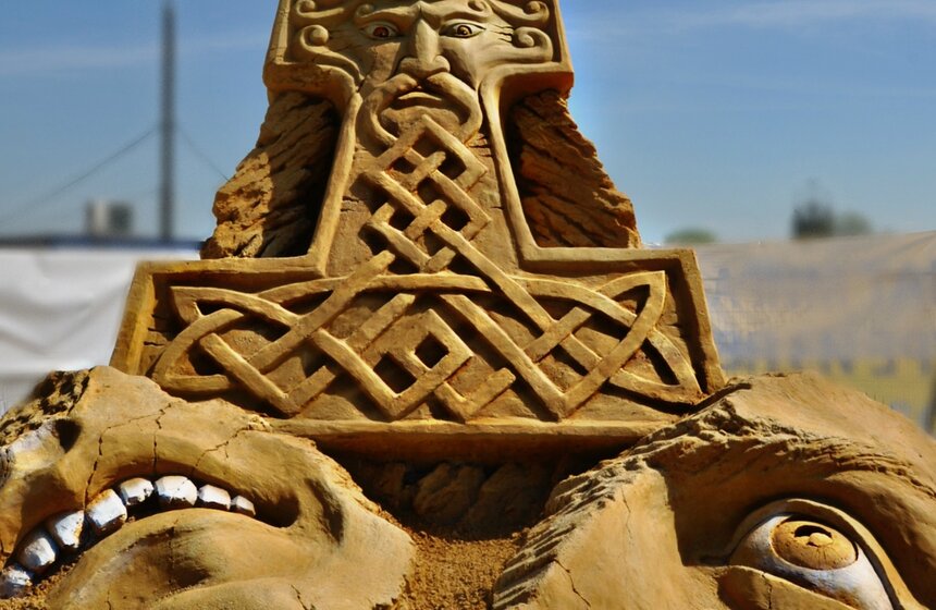 В парке "Коломенское" открылась выставка скульптур из песка 11 фото