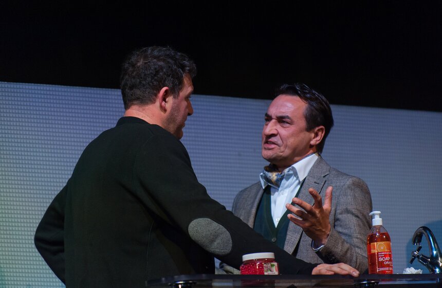 "Квартет И" представил спектакль "...в Бореньке чего-то нет" 8 фото