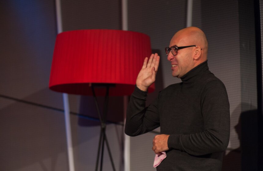 "Квартет И" представил спектакль "...в Бореньке чего-то нет" 29 фото