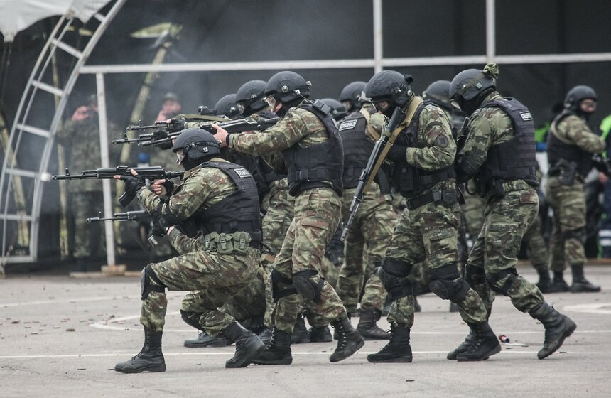 Вооружение и технику показали на выставке "Интерполитех-2016" 34 фото