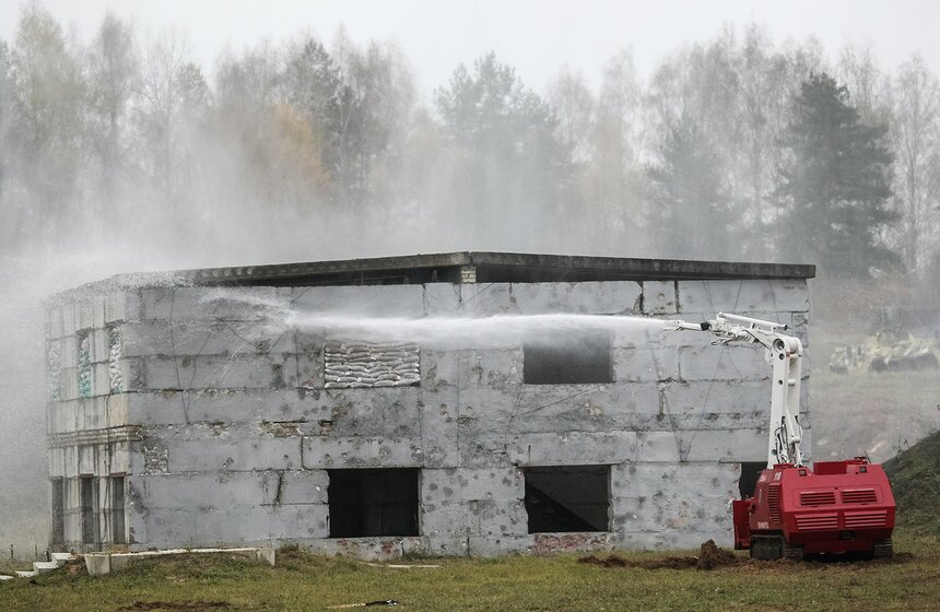 Вооружение и технику показали на выставке "Интерполитех-2016" 41 фото