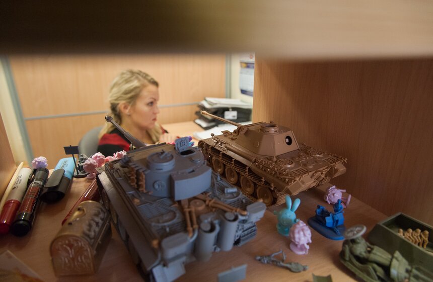 Экскурсия по фабрике по производству сборных моделей Zvezda 15 фото