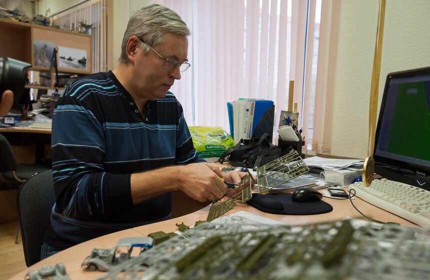 Экскурсия по фабрике по производству сборных моделей Zvezda 12 фото