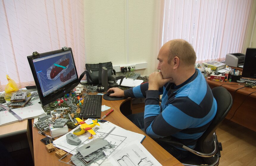 Экскурсия по фабрике по производству сборных моделей Zvezda 10 фото