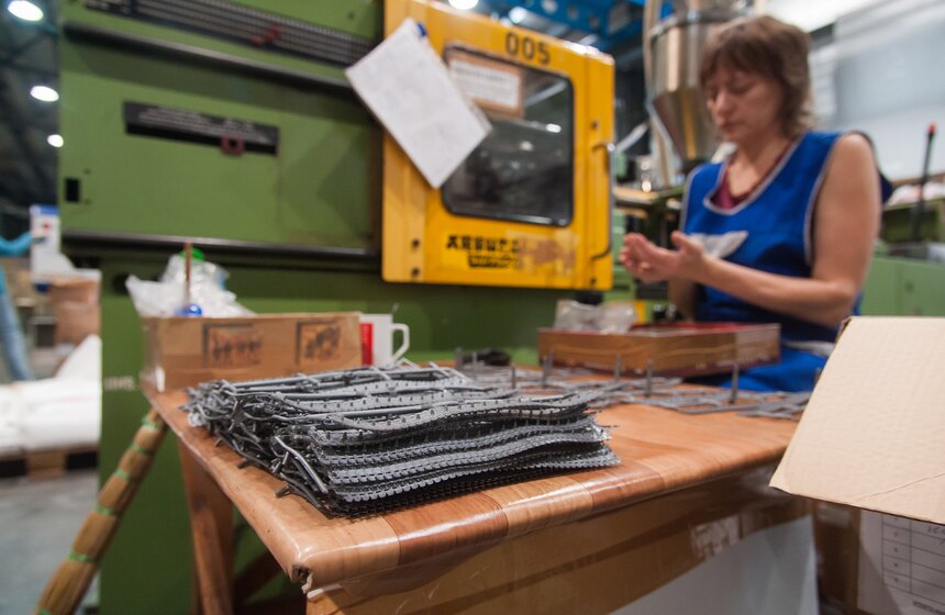 Экскурсия по фабрике по производству сборных моделей Zvezda 31 фото