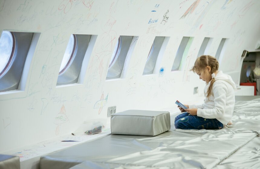 Детский самолет появился на ВДНХ 8 фото