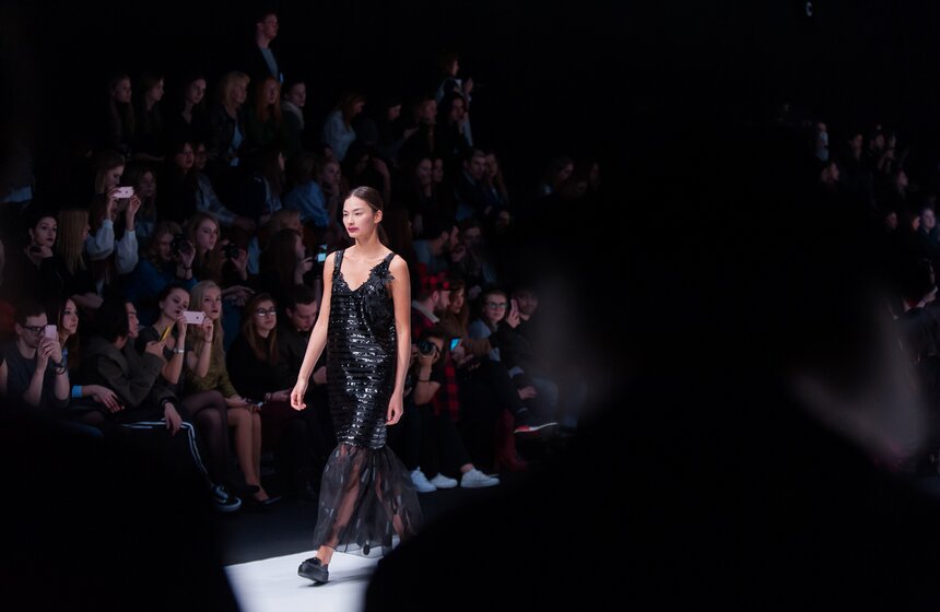 Показы дизайнеров на Mercedes-Benz Fashion Week 46 фото