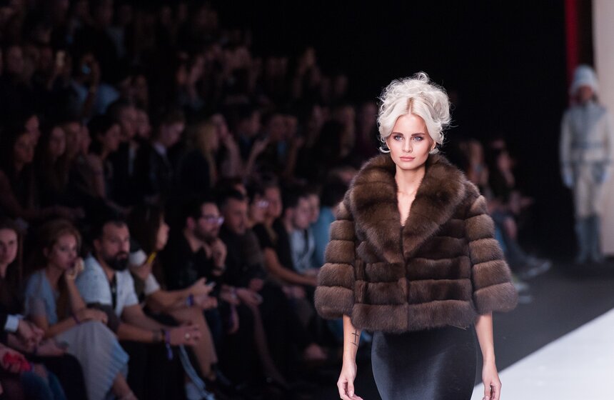 Показы дизайнеров на Mercedes-Benz Fashion Week 38 фото