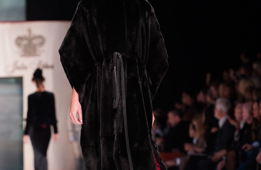 Показы дизайнеров на Mercedes-Benz Fashion Week 20 фото