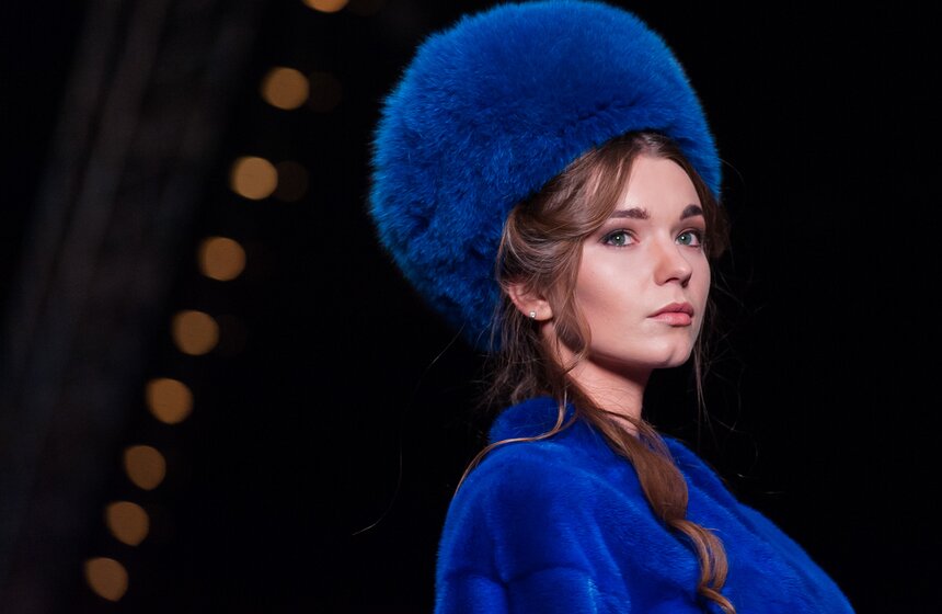 Показы дизайнеров на Mercedes-Benz Fashion Week 29 фото