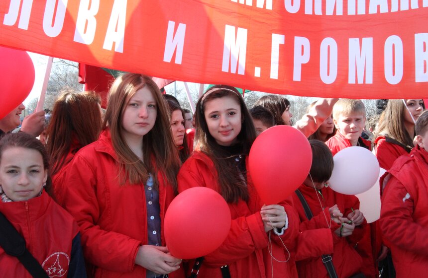 Прошел фестиваль "Детское движение Москвы салютует космонавтам" 10 фото