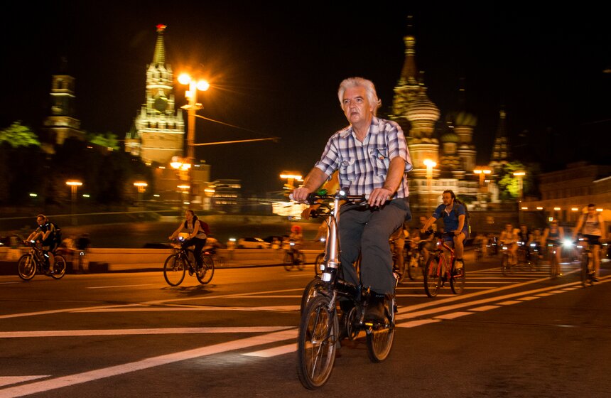 В столице прошел ночной велопарад 16 фото