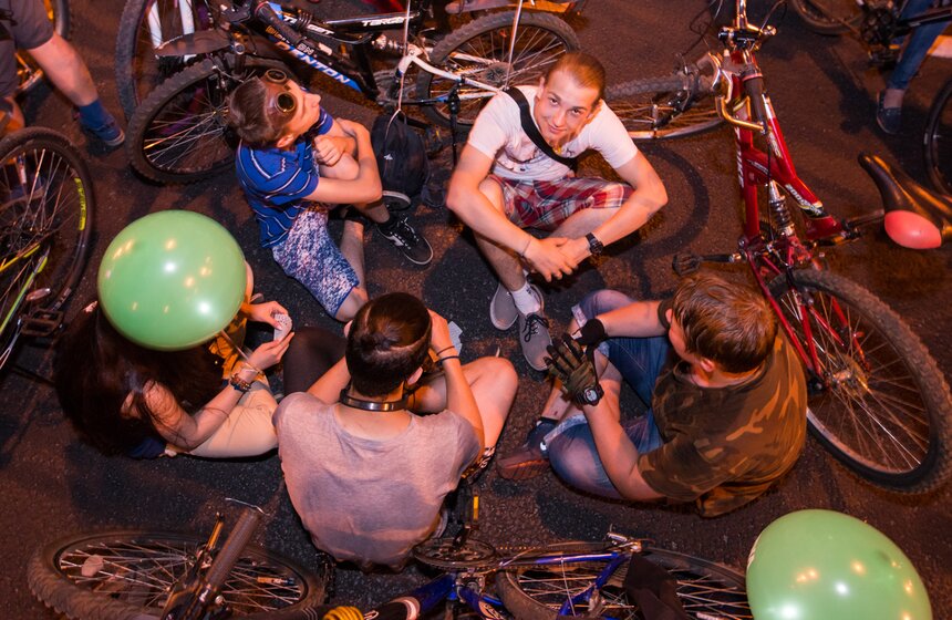 В столице прошел ночной велопарад 6 фото