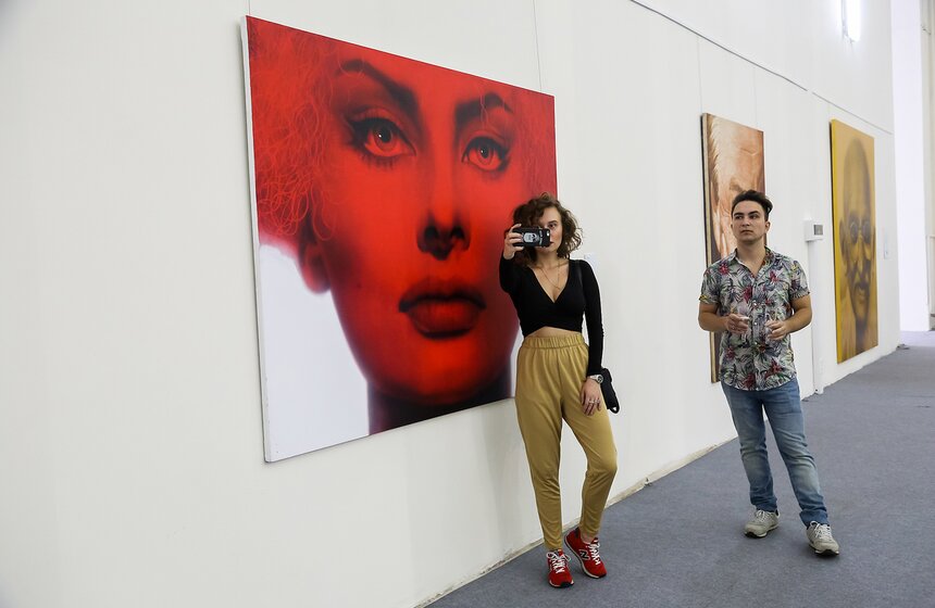 На ВДНХ открылась выставка современных художников Южной Кореи 14 фото