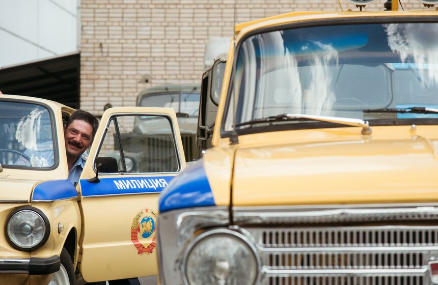 Память в металле: какие ретромашины есть у ГИБДД 27 фото