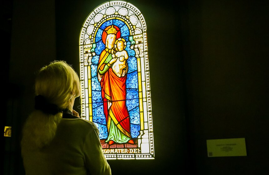 Выставка западноевропейских витражей в галерее JART 18 фото