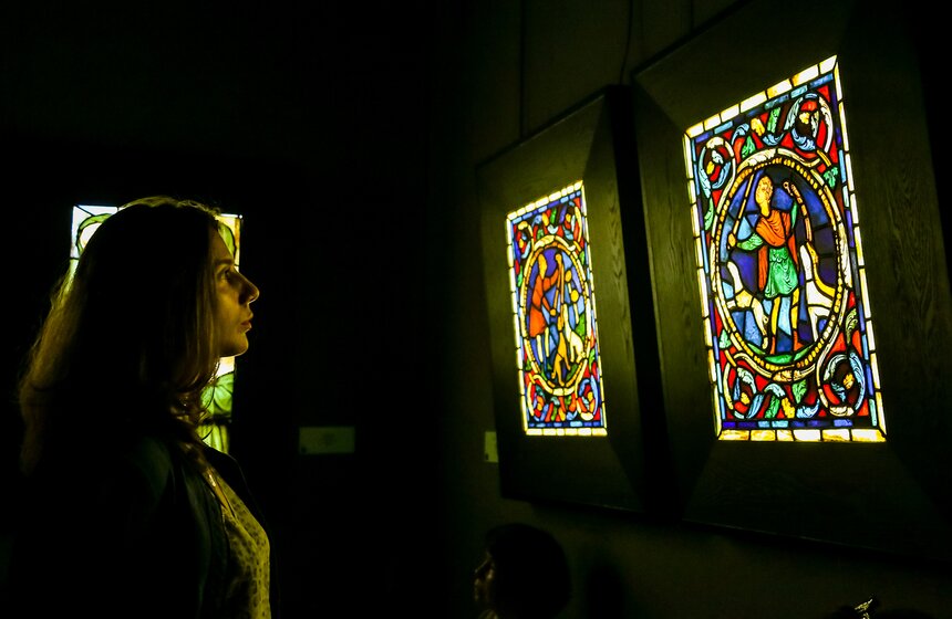 Выставка западноевропейских витражей в галерее JART 16 фото