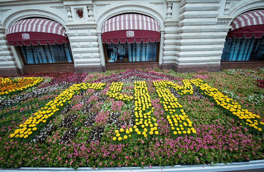 Фестиваль цветов в ГУМе 30 фото