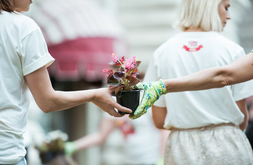 Фестиваль цветов в ГУМе 9 фото