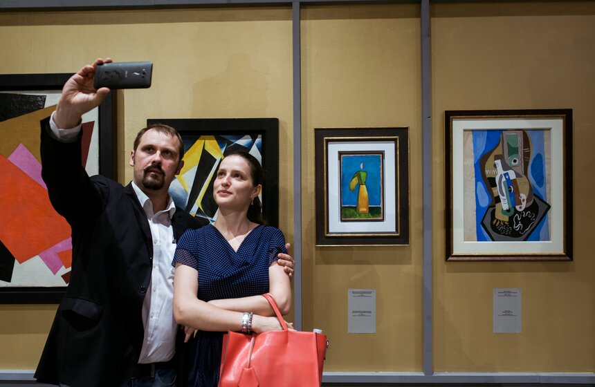 Выставка о влиянии русского авангарда на современную моду 19 фото