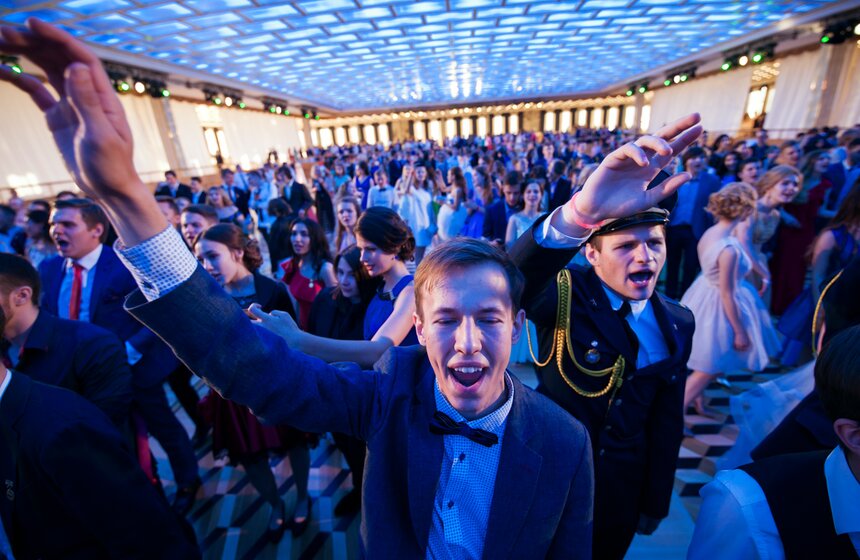 Выпускной московских школьников 15 фото