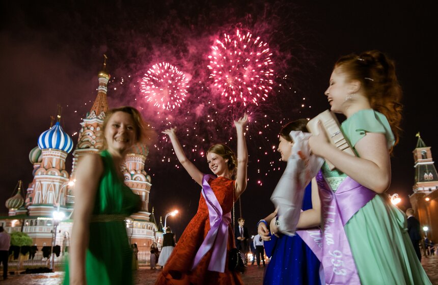 Выпускной московских школьников 31 фото