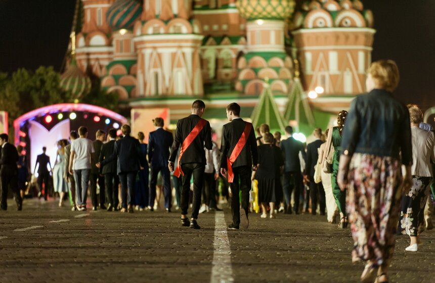 Выпускной московских школьников 22 фото